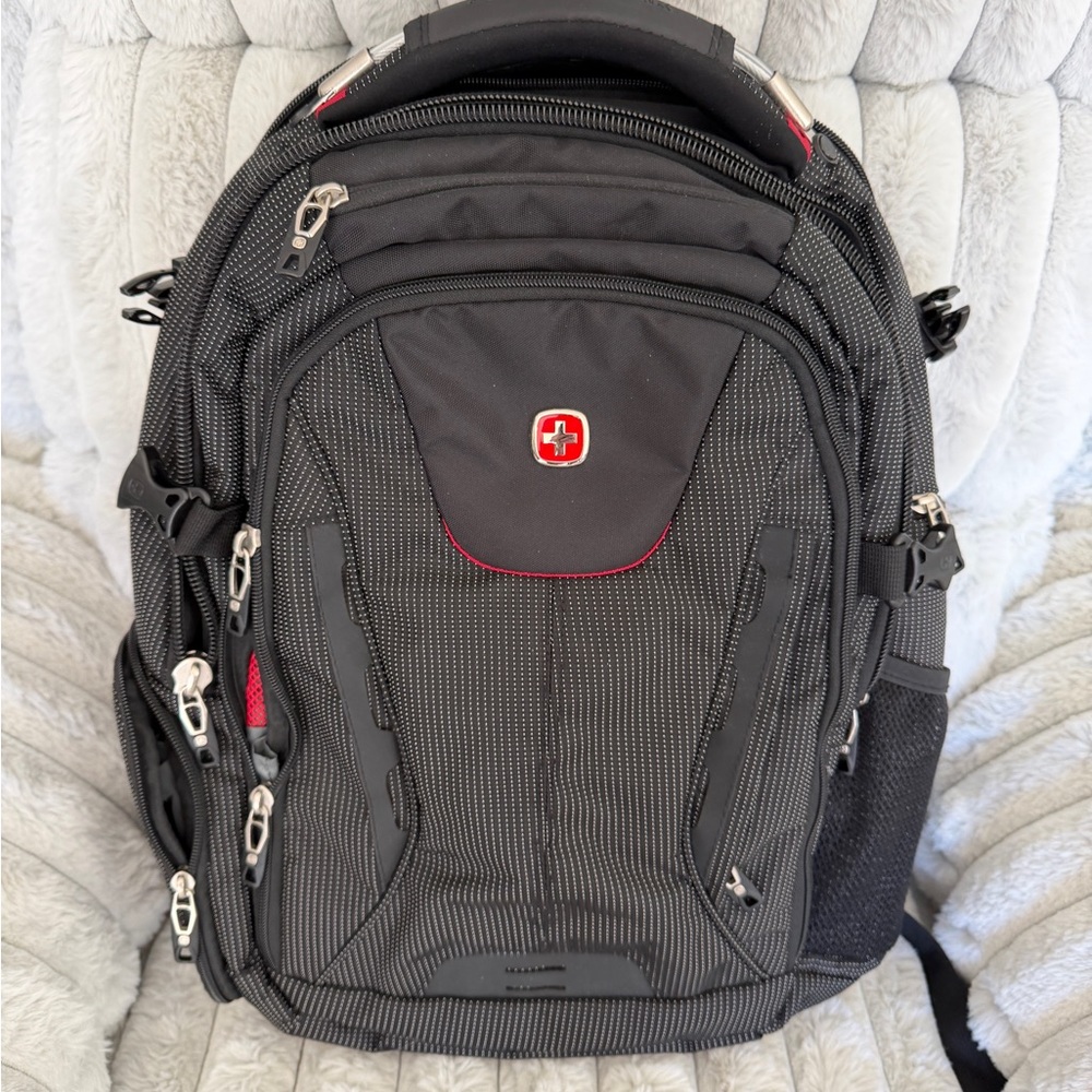 SwissGear Black Backpack — Padded Laptop & Travel Organizer
